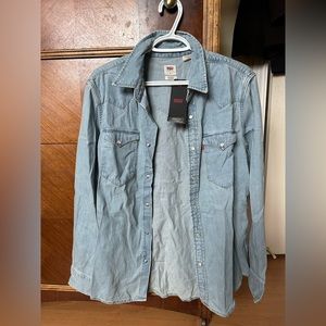 NWT denim button down shirt from Levi’s